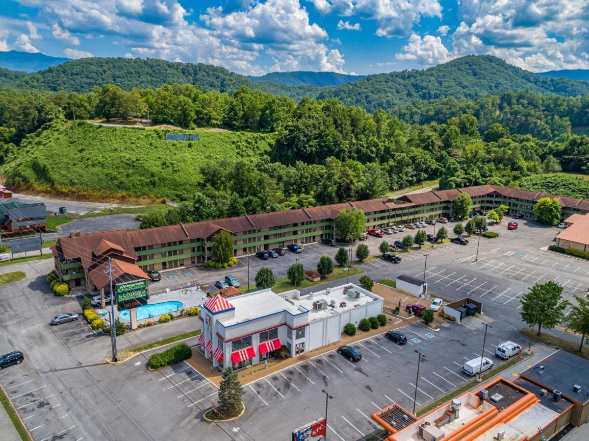 Days Inn By Wyndham Pigeon Forge South Exteriér fotografie